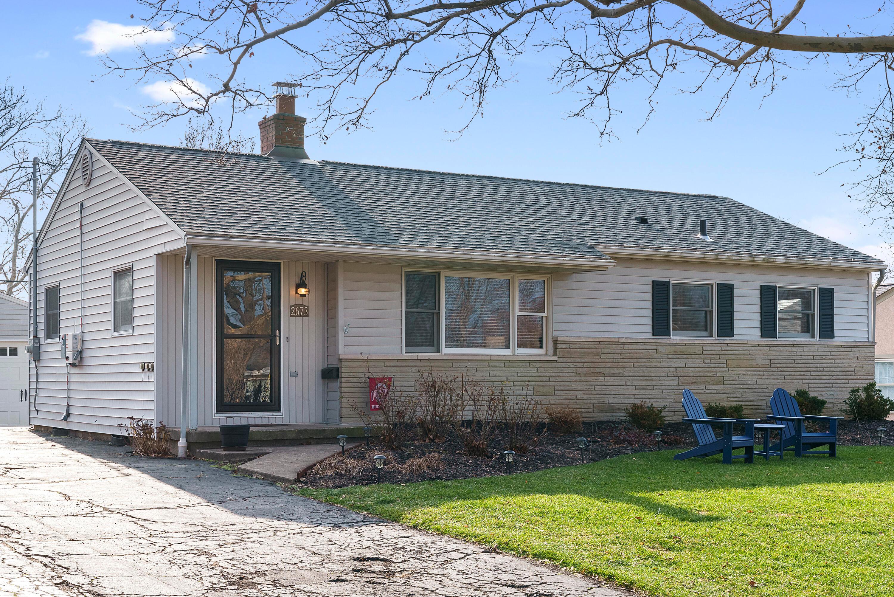 2673 Woodstock Road Columbus, OH 43221 - Photo 2 of 37 DSC08610
