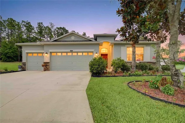 $469,900 | 4606 Coppola Drive, Mount Dora, FL 32757