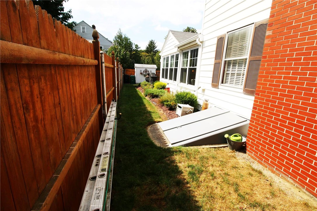 155 Spring Green Road Warwick, RI 02888 - Photo 36 of 39 Gallery Image 36