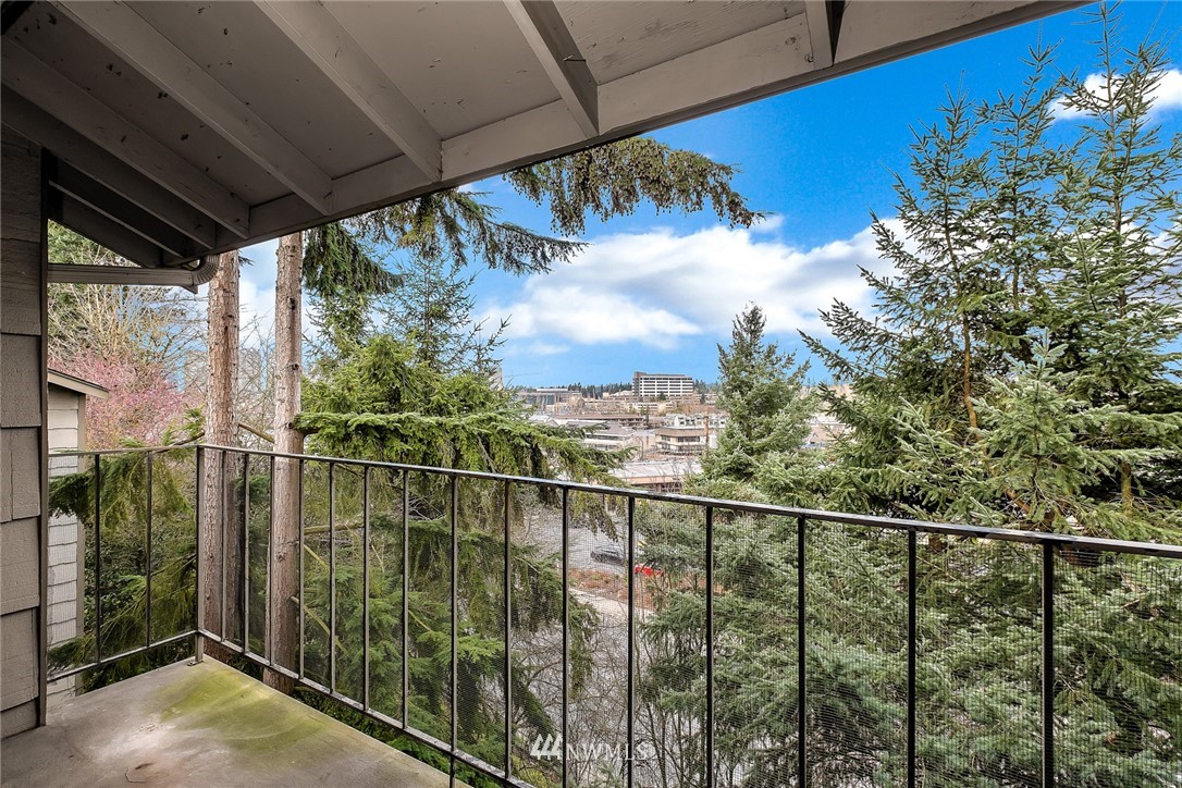 12119 Bel-Red Road, Unit B304 Bellevue, WA 98005 - Photo 12 of 16 Gallery Image 12