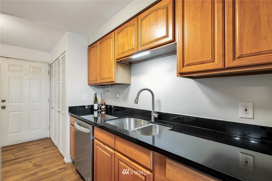 12119 Bel-Red Road, Unit B304 Bellevue, WA 98005 - Photo 6 of 16 Gallery Image 6