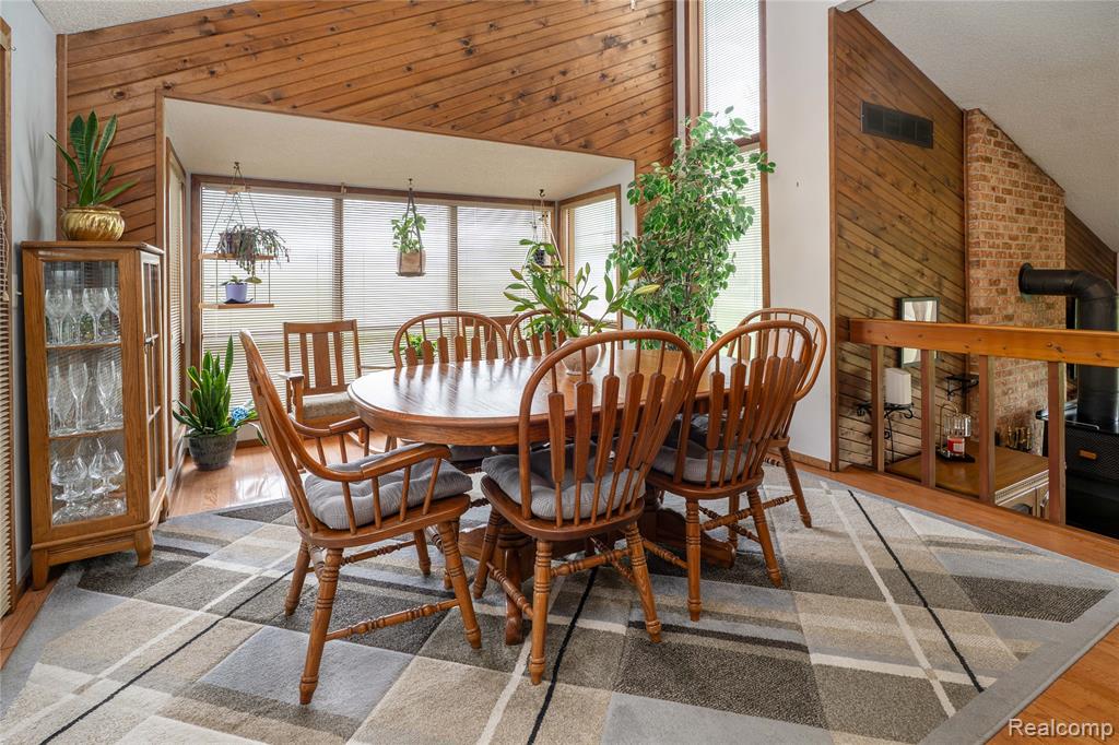 2725 Cooley Lake Road Highland, MI 48356 - Photo 30 of 63