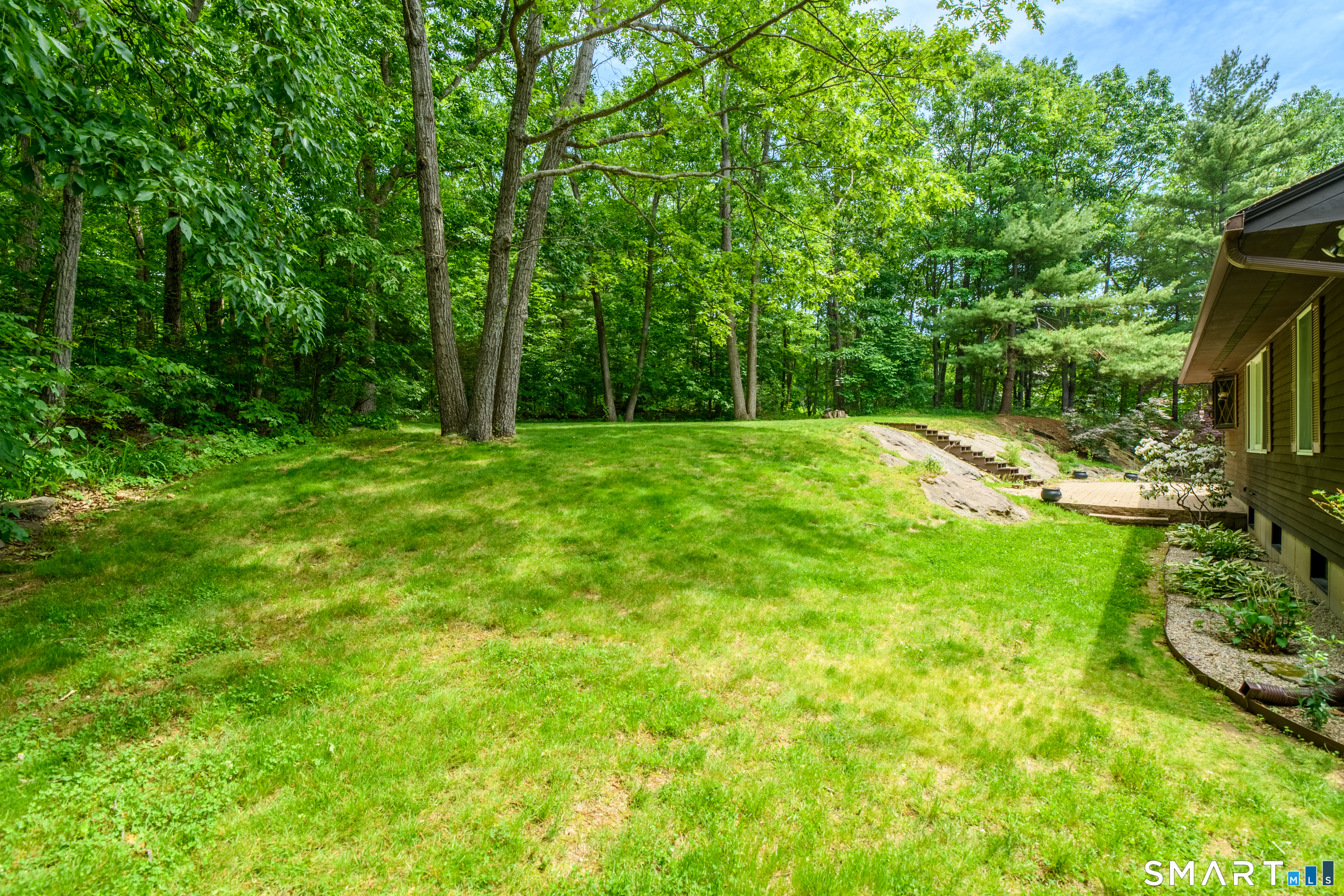 1020 Bartholomew Road Middletown, CT 06457 - Photo 35 of 40