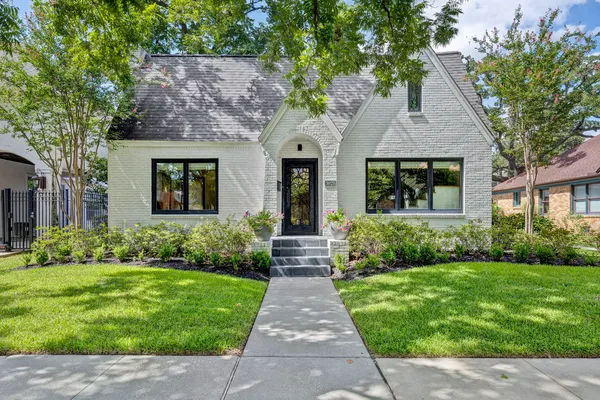 $6,450 | 3028 Georgetown Street, West University Place, TX 77005