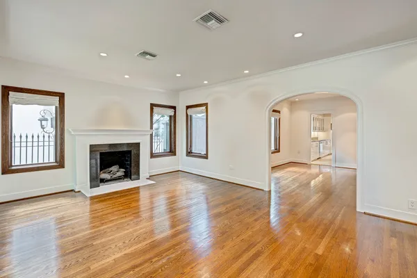 $6,450 | 3028 Georgetown Street, West University Place, TX 77005