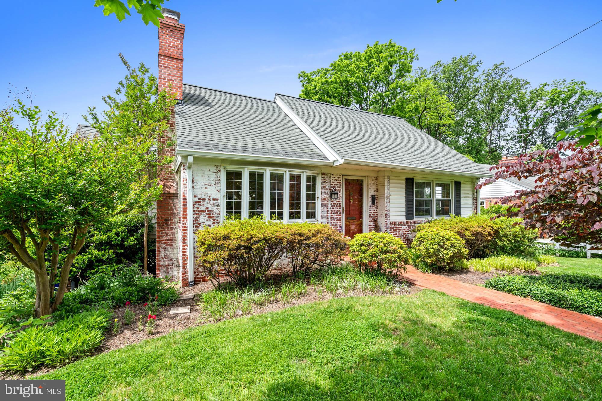 5106 Westridge Road Bethesda, MD 20816 - Photo 3 of 89 Gallery Image 3