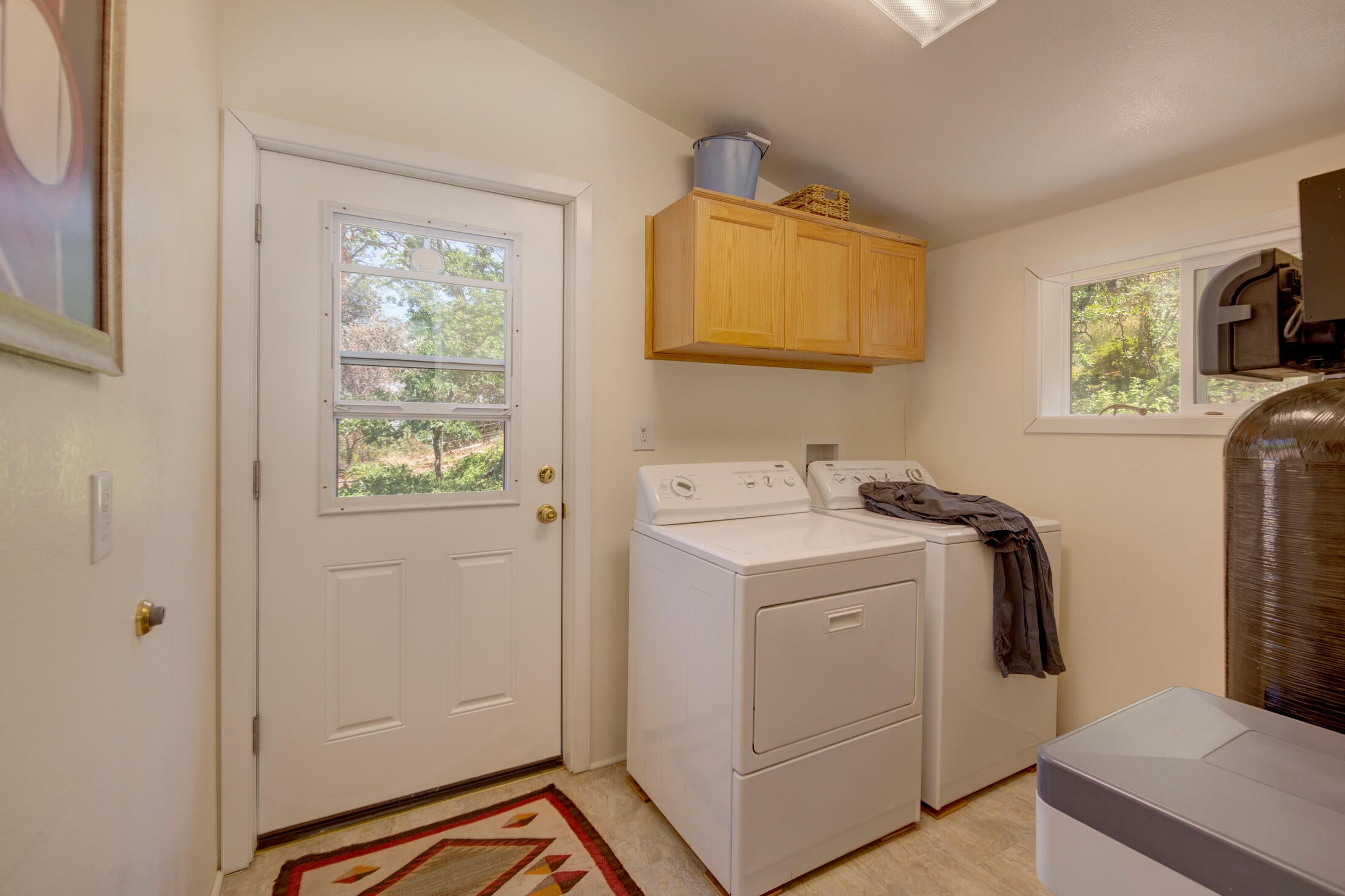 2315 Pioneer Road Talent, OR 97540 - Photo 15 of 18 125A8075_6_7_8_9 copy