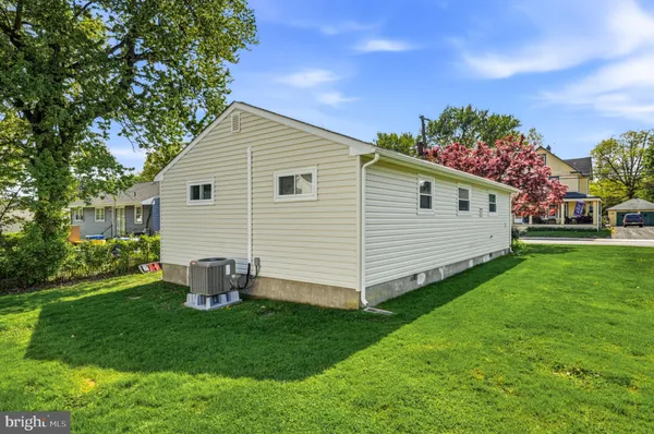 $2,500 | 114 Grandview Avenue, Morrisville, PA 19067