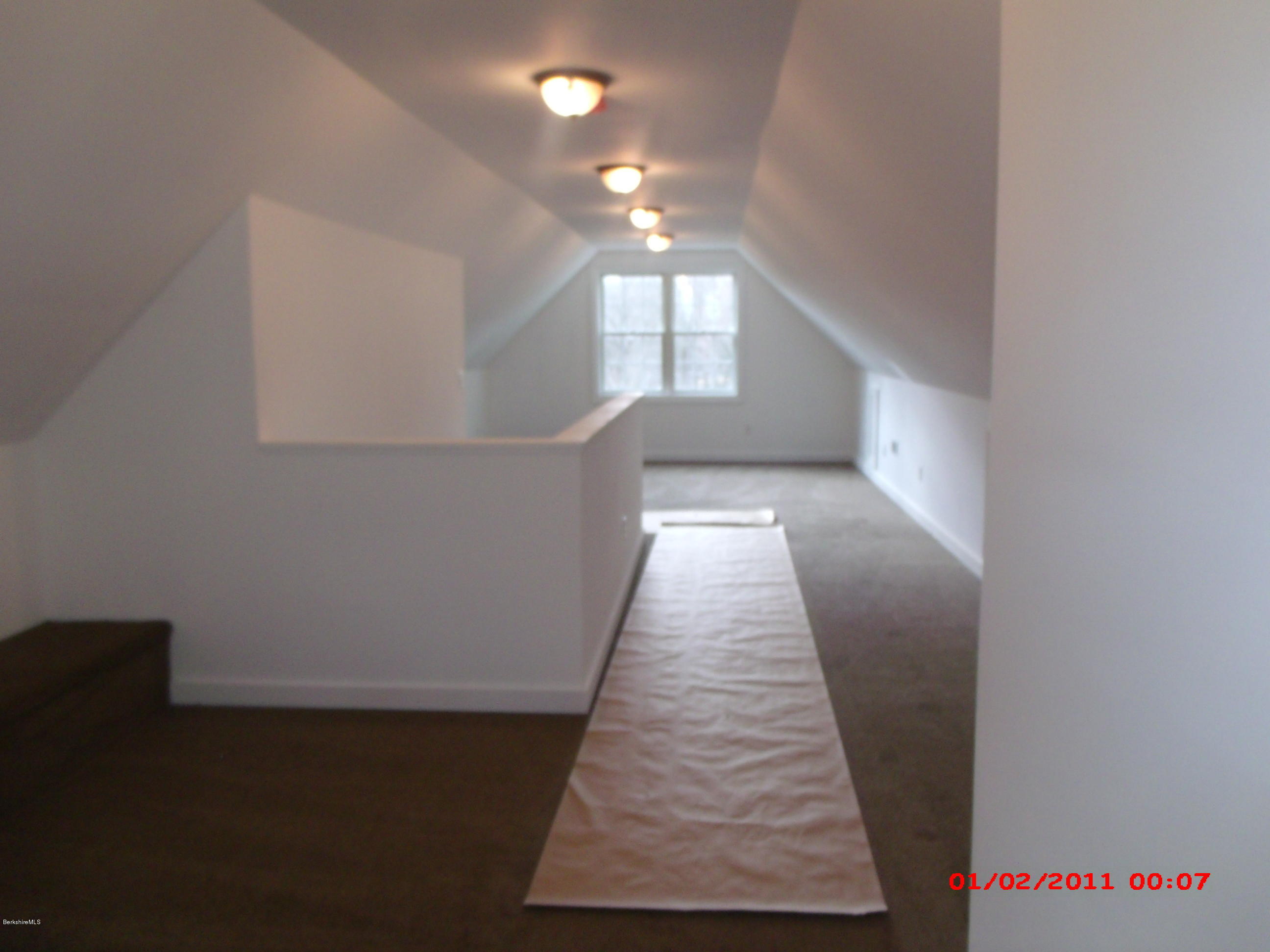 2986 State Road Richmond, MA 01254 - Photo 10 of 14