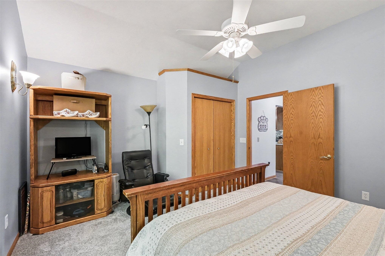 10835 Red Oak Ridge Howard City, MI 49329 - Photo 21 of 46