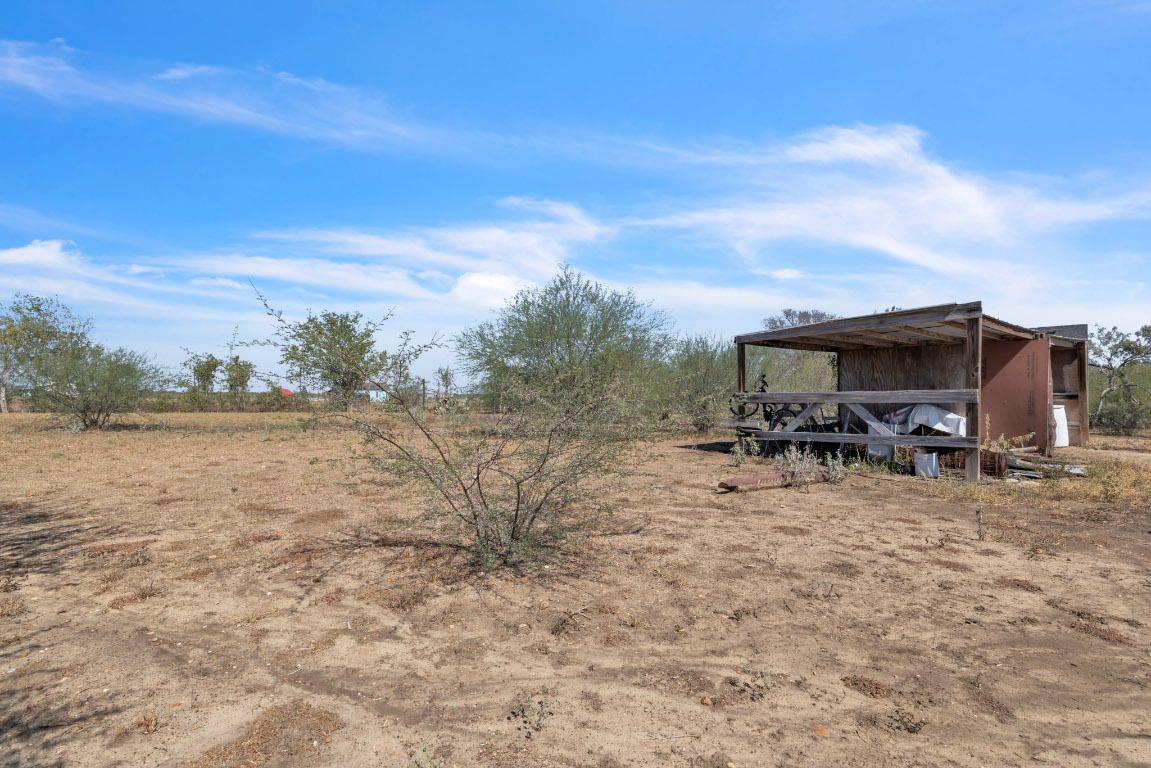 401 High Ridge Meadows Drive Gonzales, TX 78629 - Photo 28 of 31 a view of a lake with outdoor seating