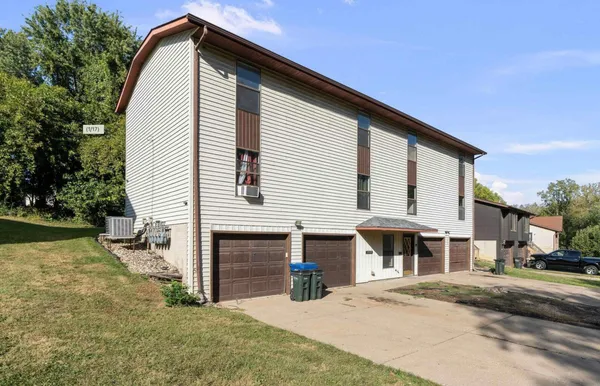 $385,000 | 3920 West 13th Street, Davenport, IA 52804