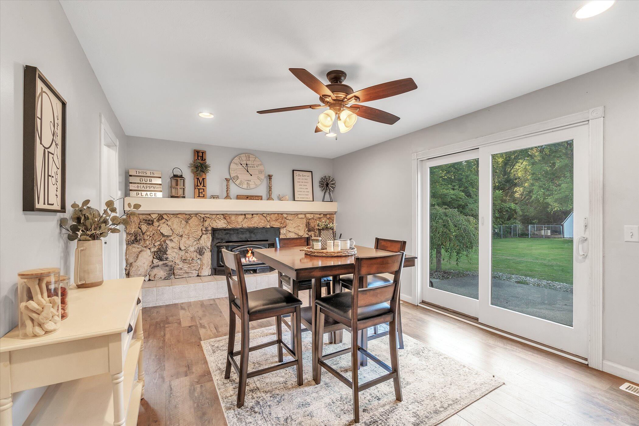 1885 East Fitchburg Road Stockbridge, MI 49285 - Photo 4 of 39 18-1885-E-fitchburg-Rd-WindowStill-Real-