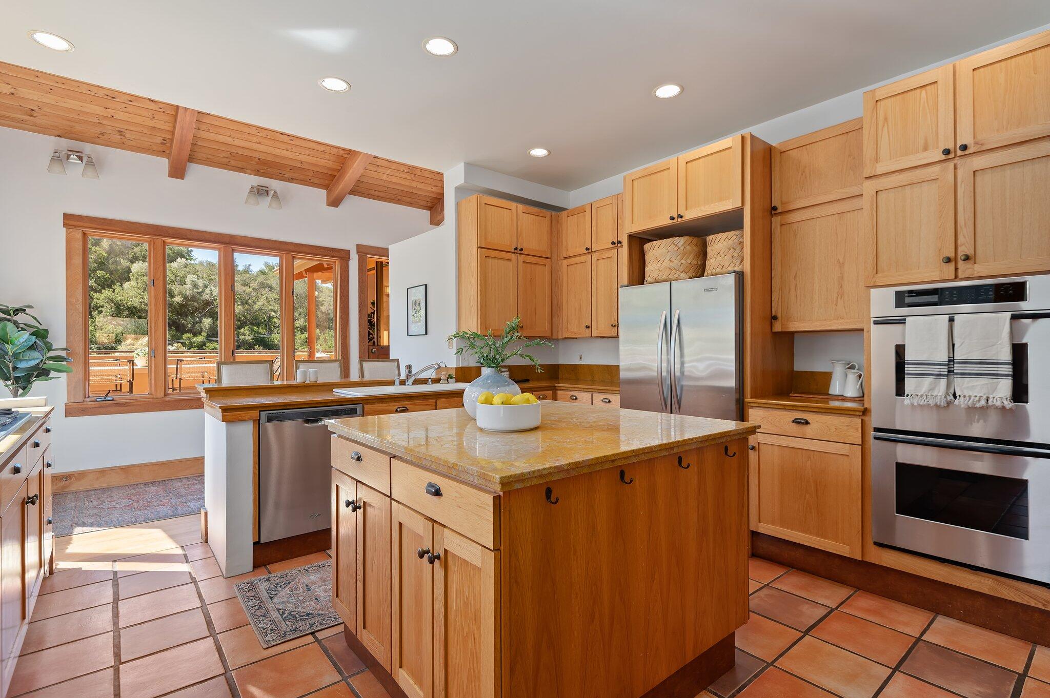 1545 San Roque Road Santa Barbara, CA 93105 - Photo 16 of 47 Grand Kitchen w/ Breakfast Bar