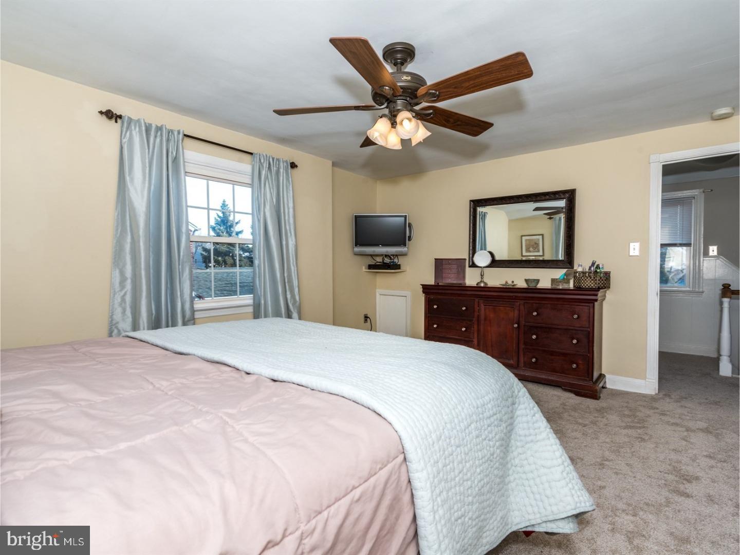 69 Worrell Drive Springfield, PA 19064 - Photo 14 of 24 Master Bedroom