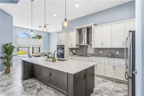 $730,000 | 6000 Northwest Favian Avenue, Port St. Lucie, FL 34986