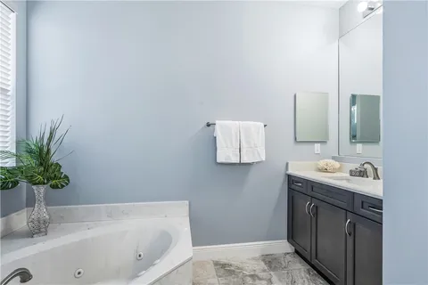 $730,000 | 6000 Northwest Favian Avenue, Port St. Lucie, FL 34986