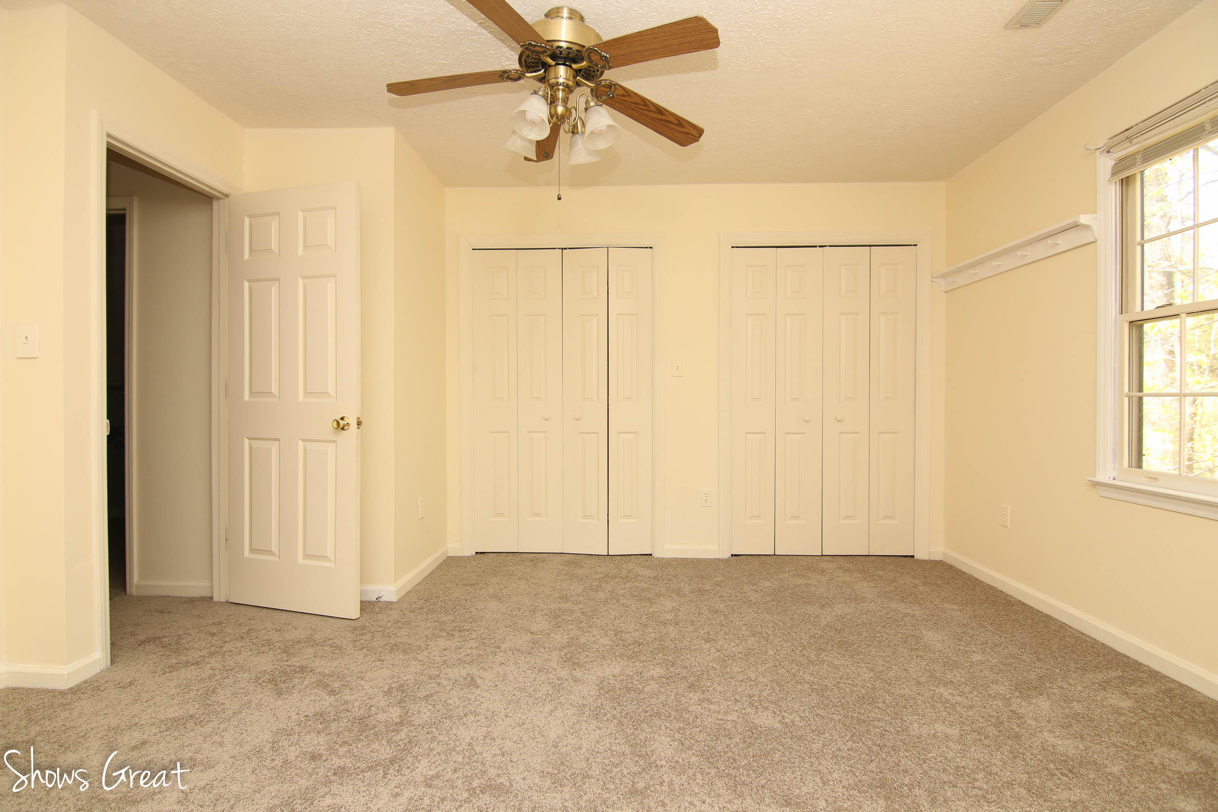 571 Scalybark Drive Blue Ridge, VA 24064 - Photo 24 of 43 Upper bedroom 3