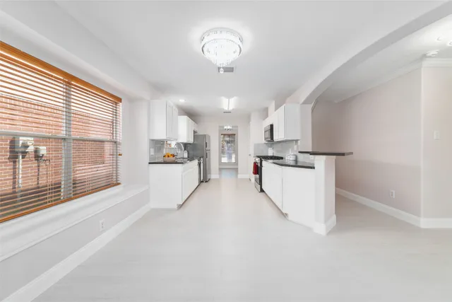 $2,500 | 8330 Malin Court, Houston, TX 77083