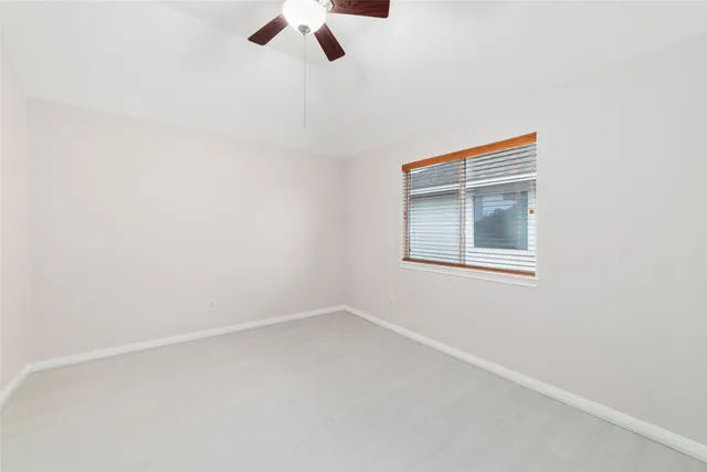 $2,500 | 8330 Malin Court, Houston, TX 77083