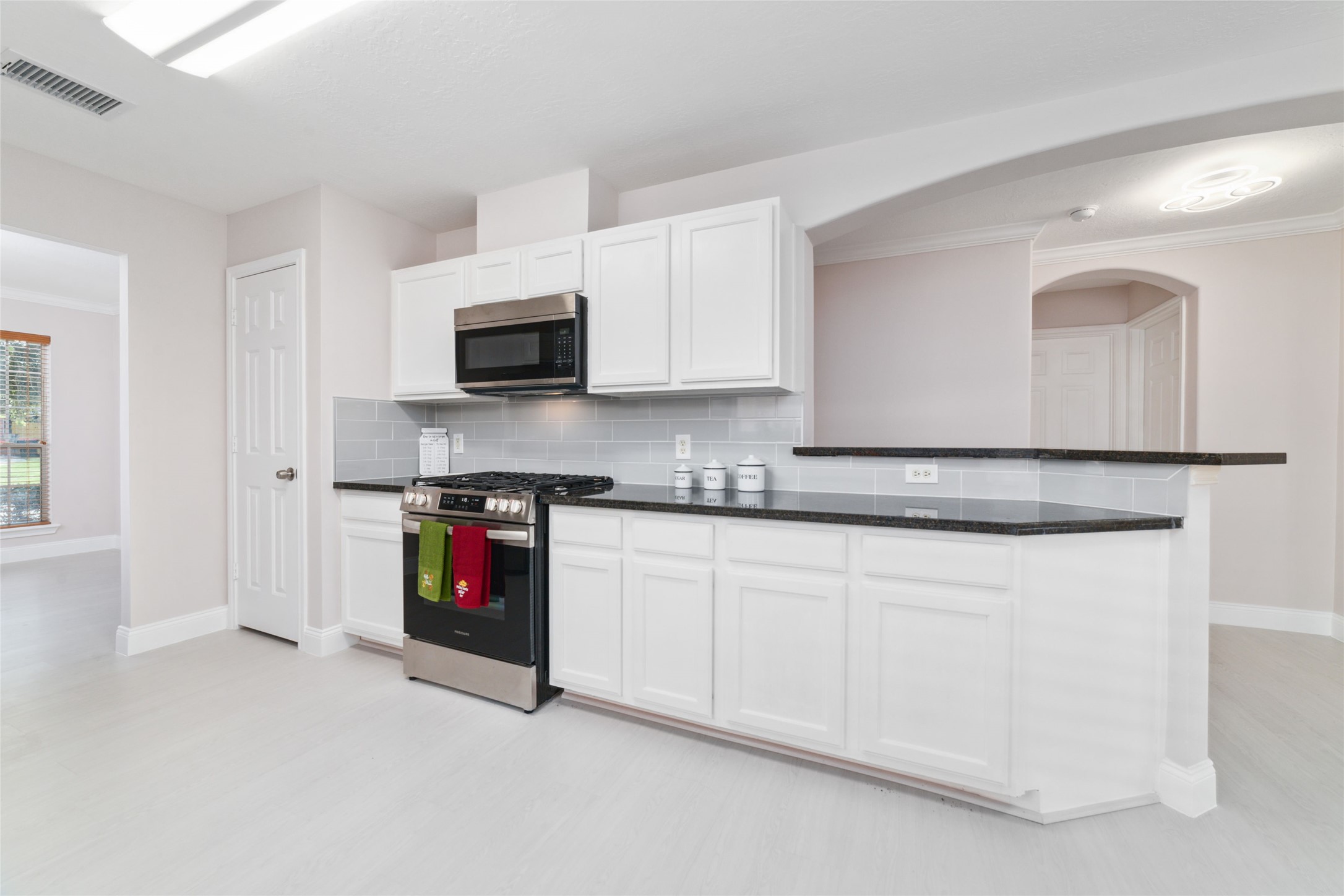 8330 Malin Court Houston, TX 77083 - Photo 9 of 21