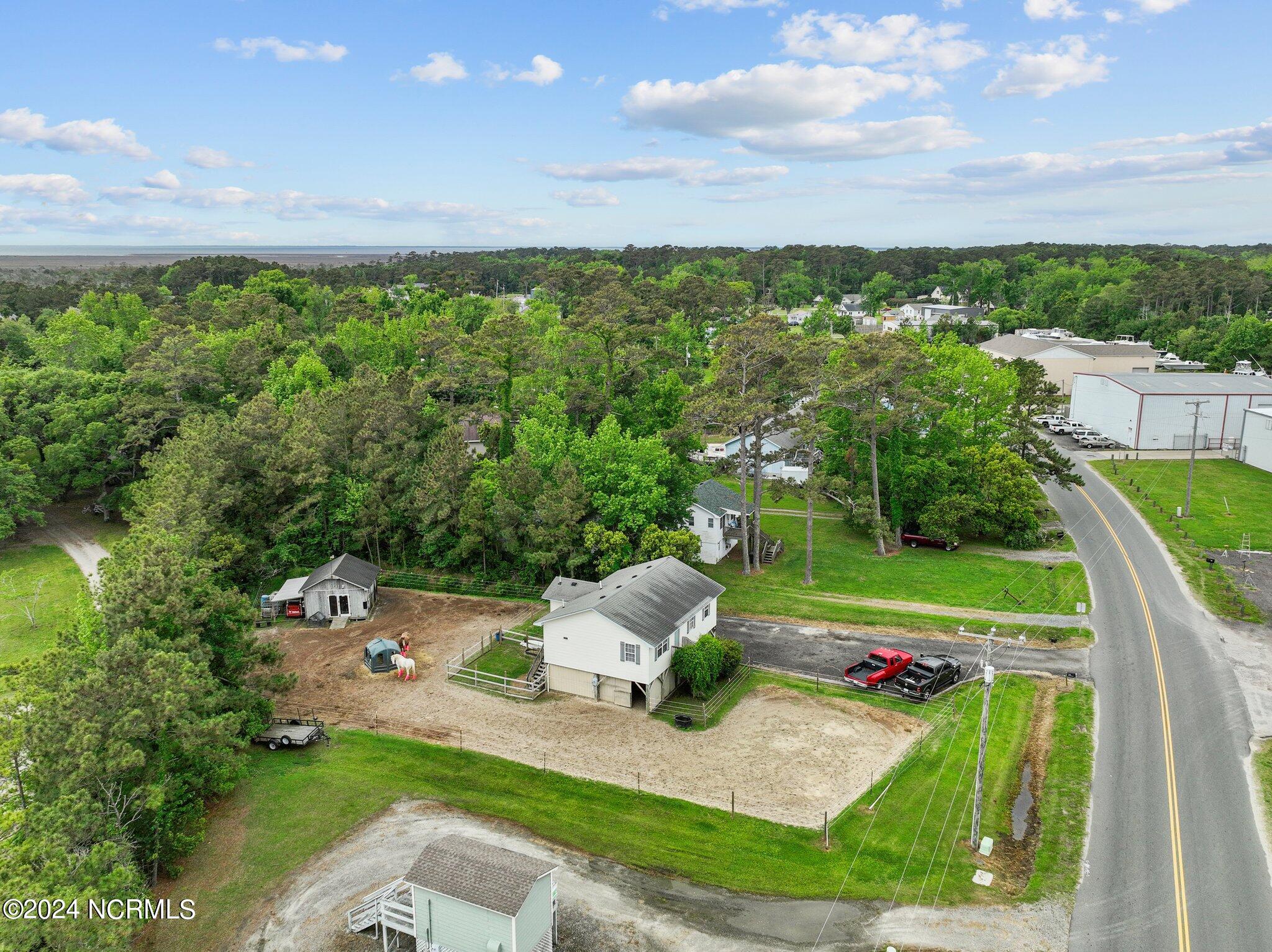 232 Harbor Road Wanchese, NC 27981 - Photo 6 of 49 6-web-or-mls-DJI_0348
