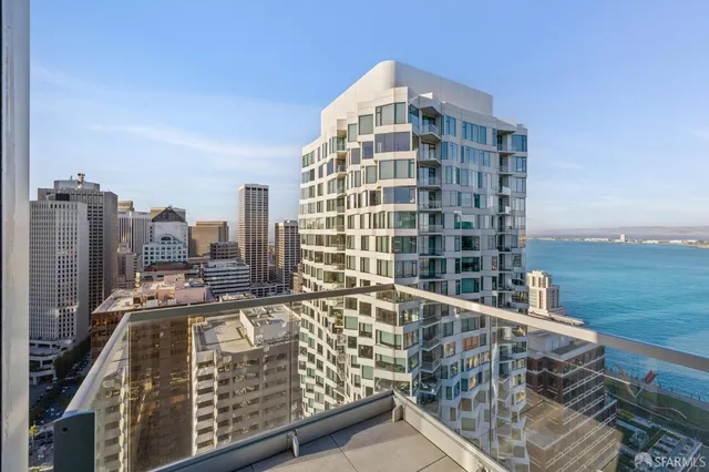 a picture of city view