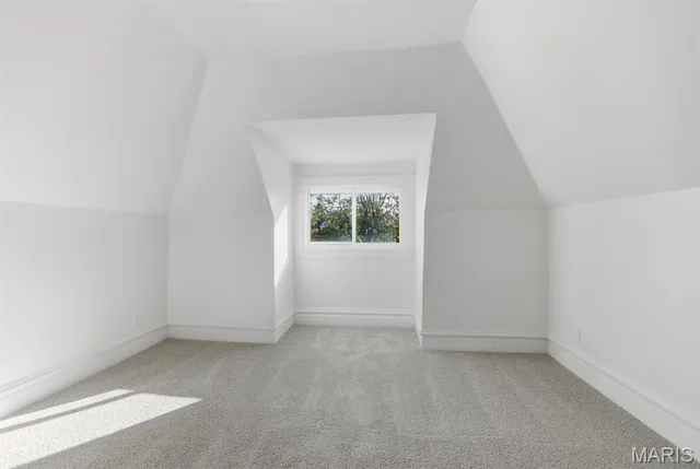 $589,000 | 3820 Shaw Boulevard, St. Louis, MO 63110