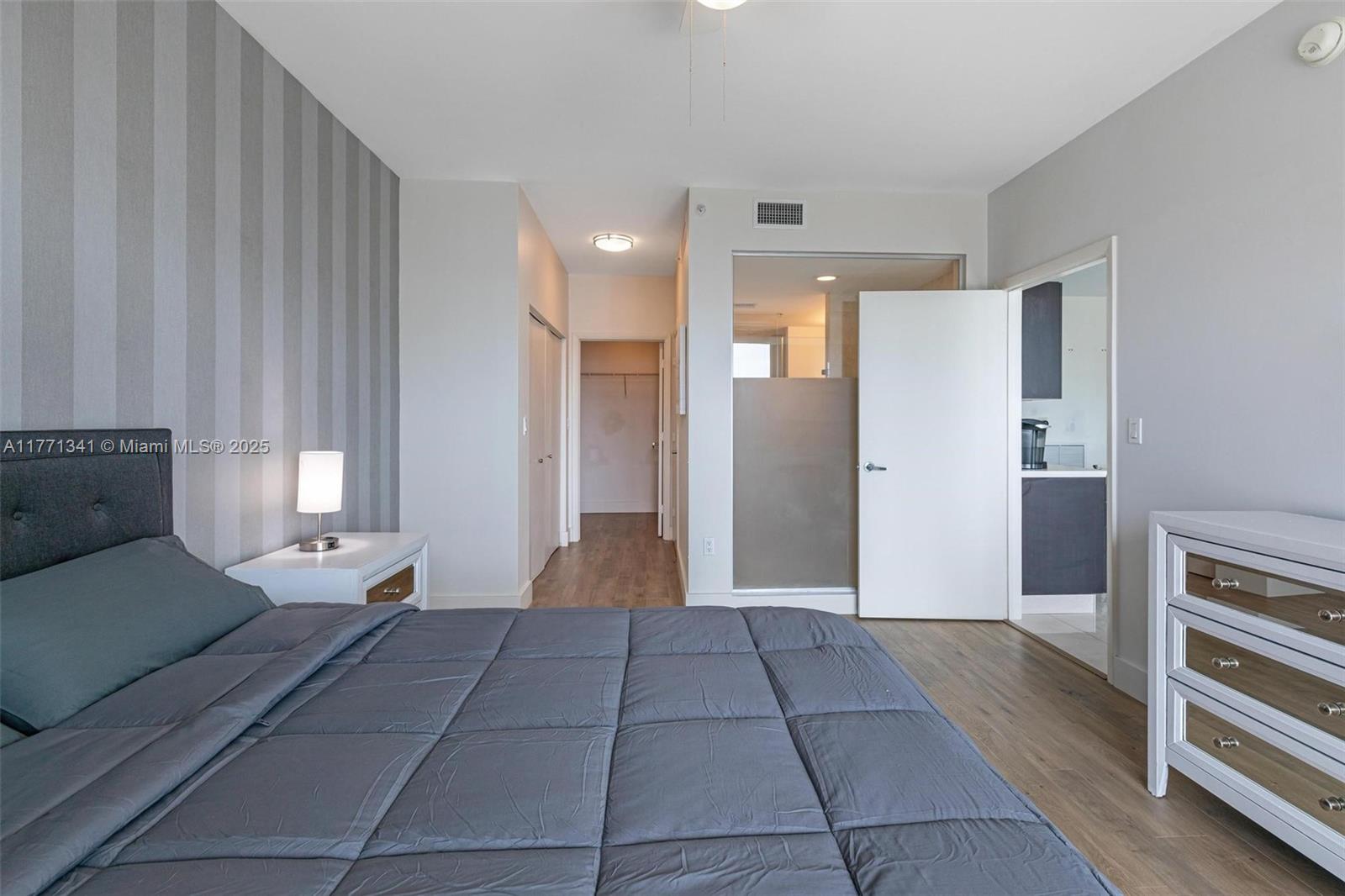 90 Southwest 3rd Street, Unit 4103 Miami, FL 33130 - Photo 11 of 31