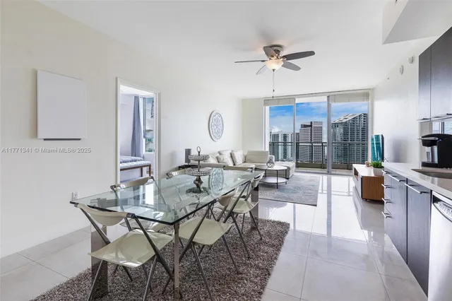 $599,000 | 90 Southwest 3rd Street, Unit 4103, Miami, FL 33130