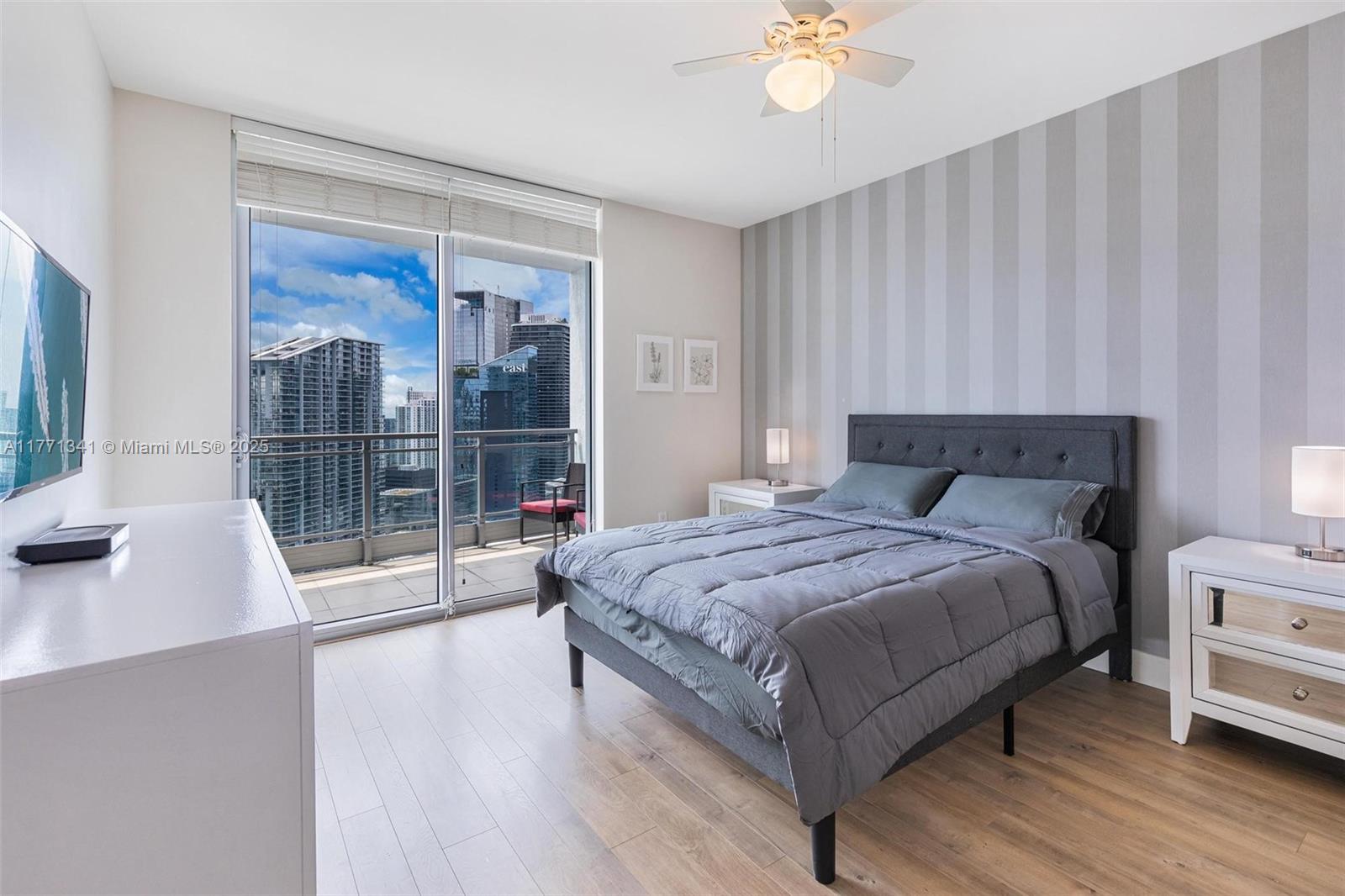 90 Southwest 3rd Street, Unit 4103 Miami, FL 33130 - Photo 8 of 31