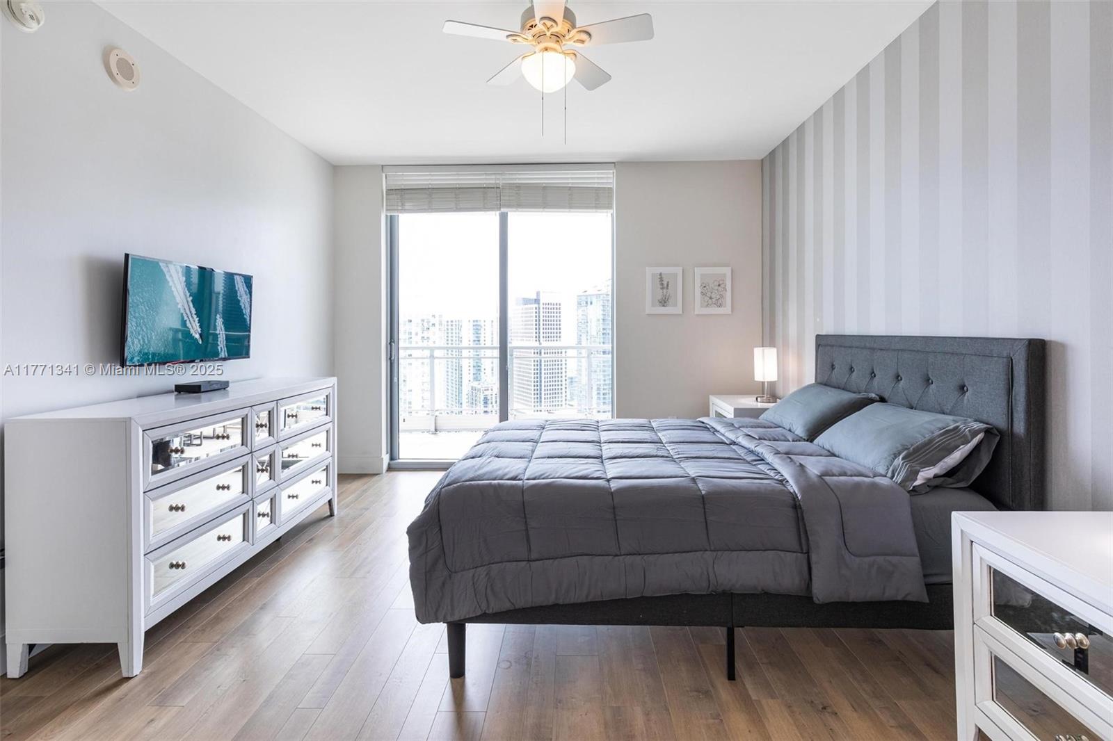 90 Southwest 3rd Street, Unit 4103 Miami, FL 33130 - Photo 9 of 31