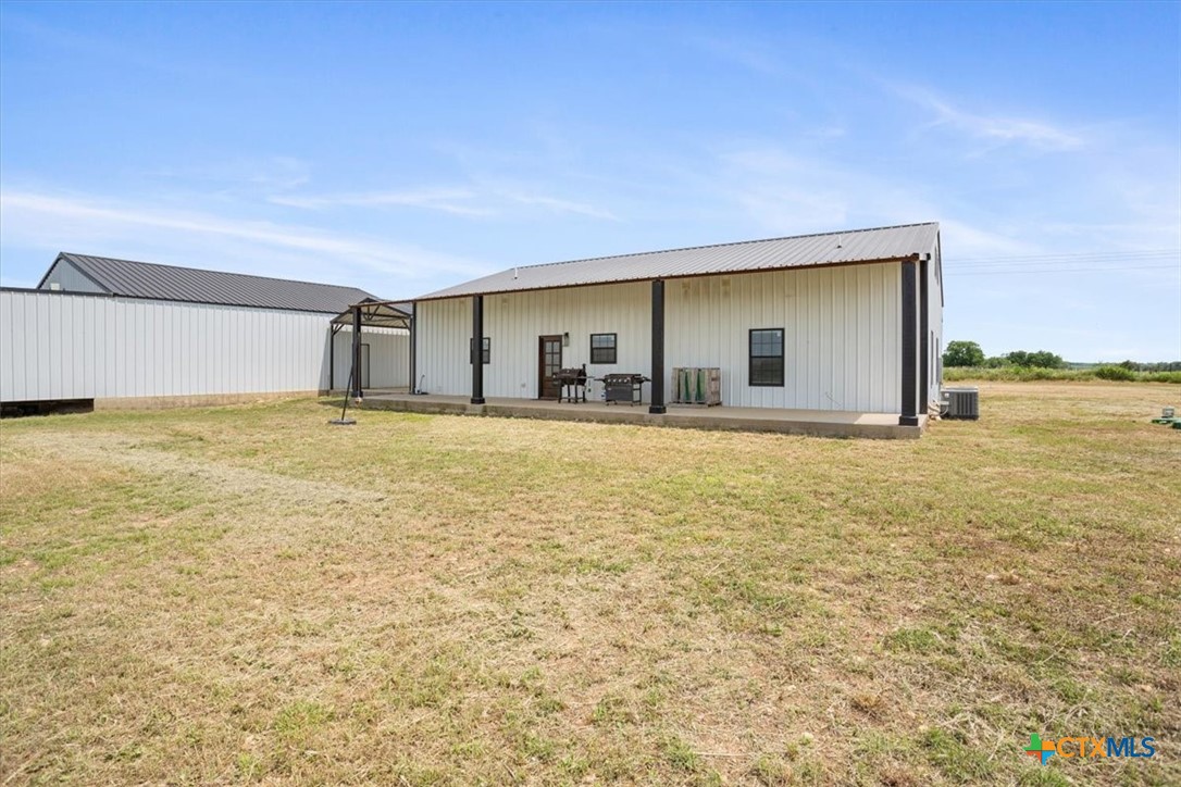1490 Dos Hermanas Road Salado, TX 76571 - Photo 36 of 43 a view of room with yard