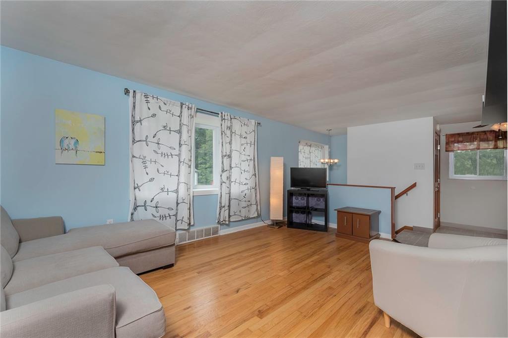 3111 Ridge Avenue Aliquippa, PA 15001 - Photo 4 of 25 Gallery Image 4