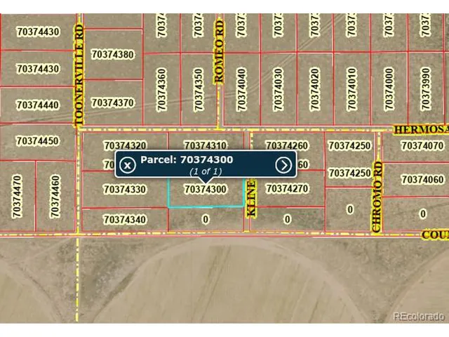 a close up of a street sign