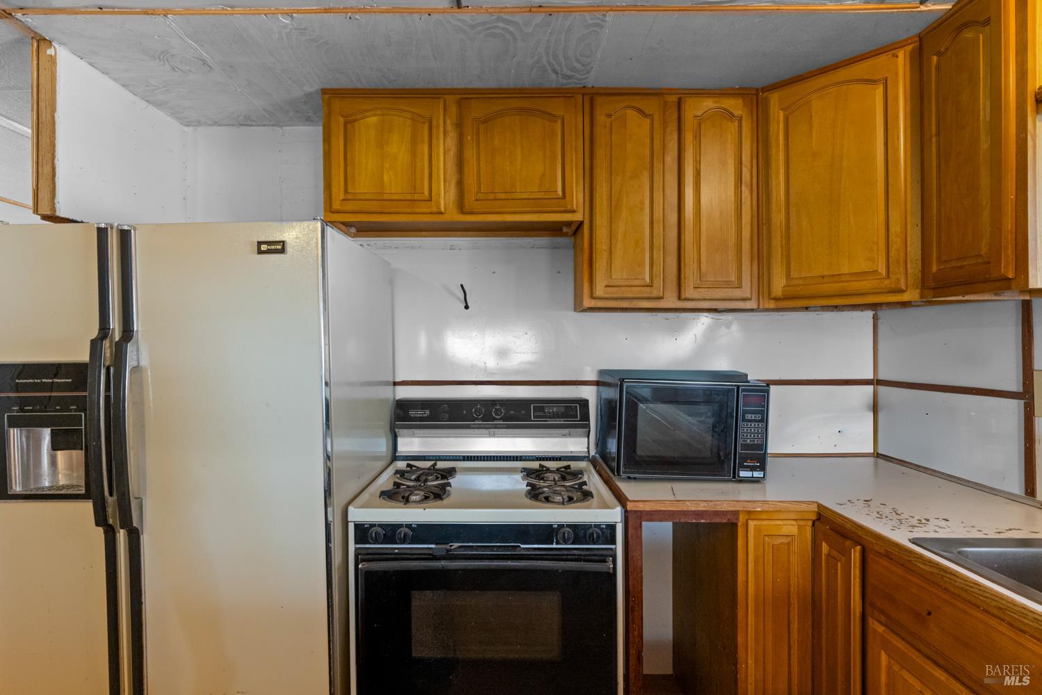 8320 Sulphur Creek Road Kelseyville, CA 95451 - Photo 19 of 85 Gallery Image 19