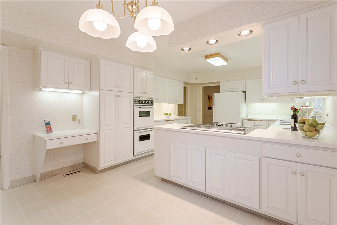 200 Monteroy Road Brighton, NY 14618 - Photo 15 of 41