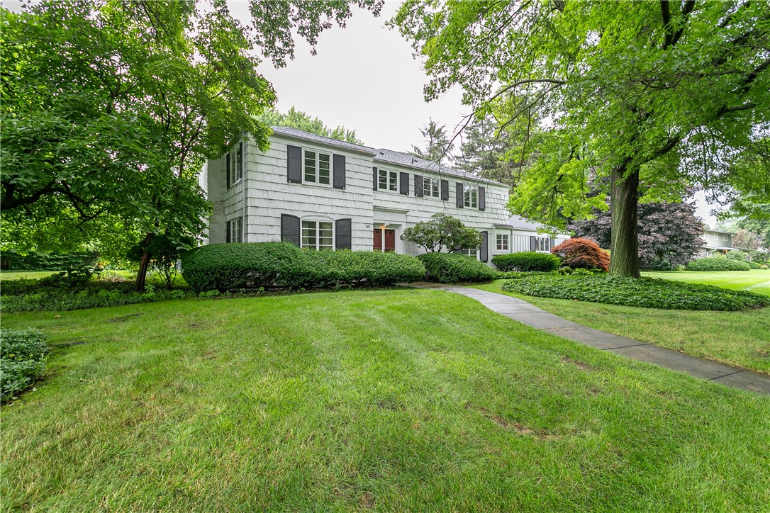 200 Monteroy Road Brighton, NY 14618 - Photo 3 of 41