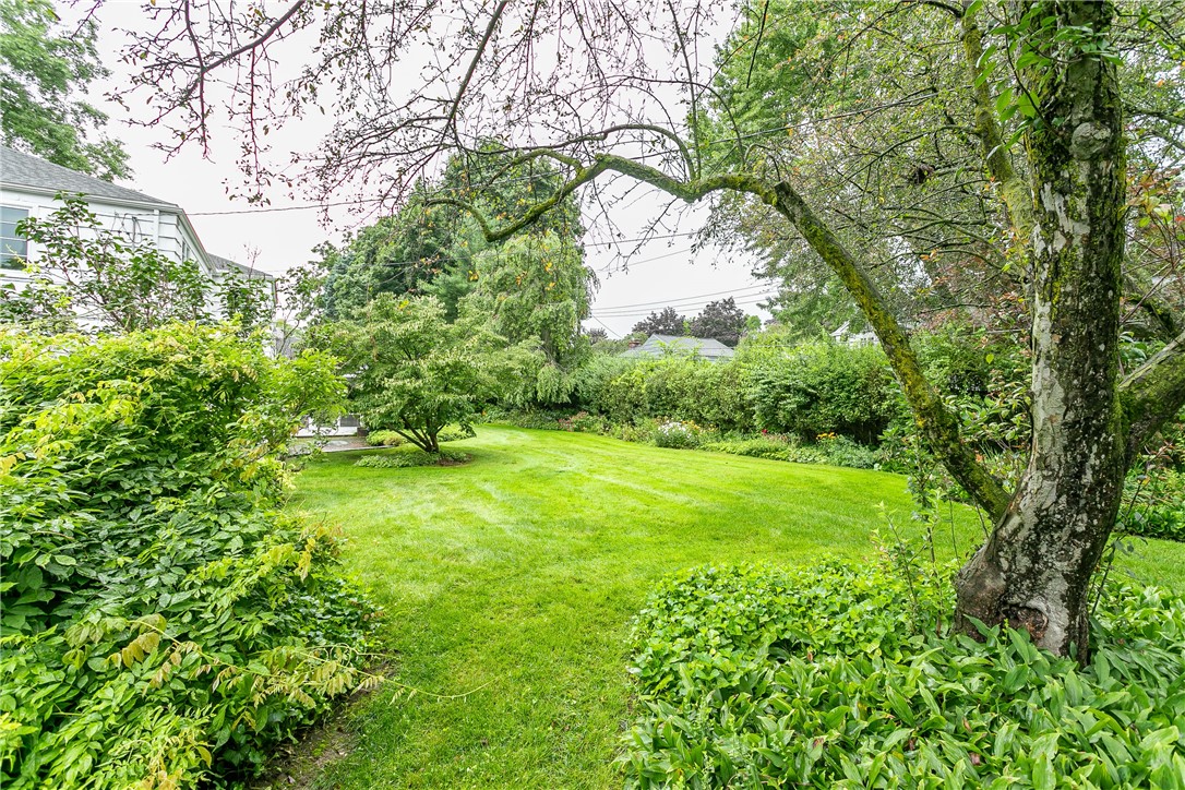 200 Monteroy Road Brighton, NY 14618 - Photo 36 of 41