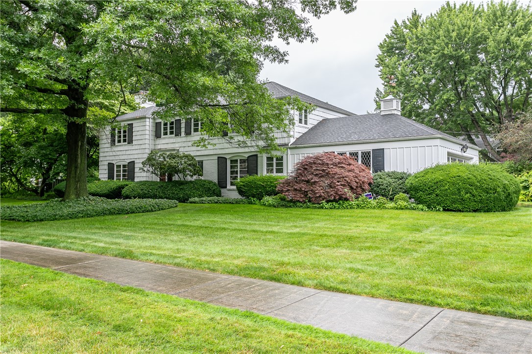 200 Monteroy Road Brighton, NY 14618 - Photo 5 of 41