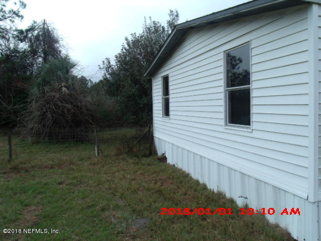 5531 Newton Road Middleburg, FL 32068 - Photo 5 of 13 SIDE