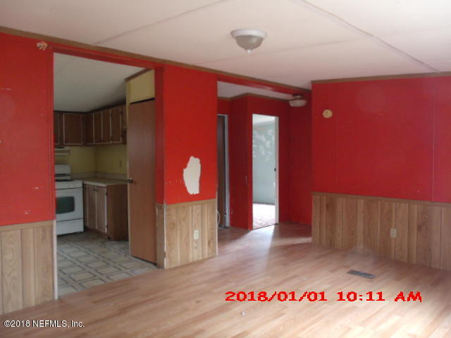 5531 Newton Road Middleburg, FL 32068 - Photo 6 of 13 LIVING ROOM