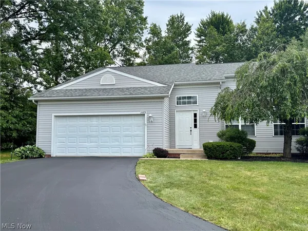 $249,900 | 1437 Shaw Road, Unit B, Niles, OH 44446