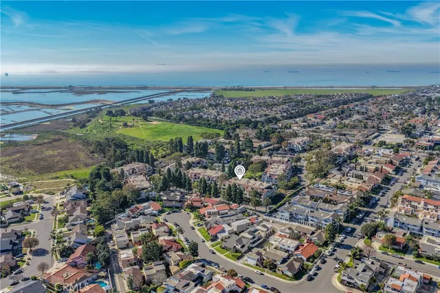 $599,999 | 17151 Corbina Lane, Unit 206, Huntington Beach, CA 92649