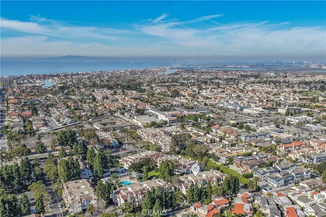 $599,999 | 17151 Corbina Lane, Unit 206, Huntington Beach, CA 92649