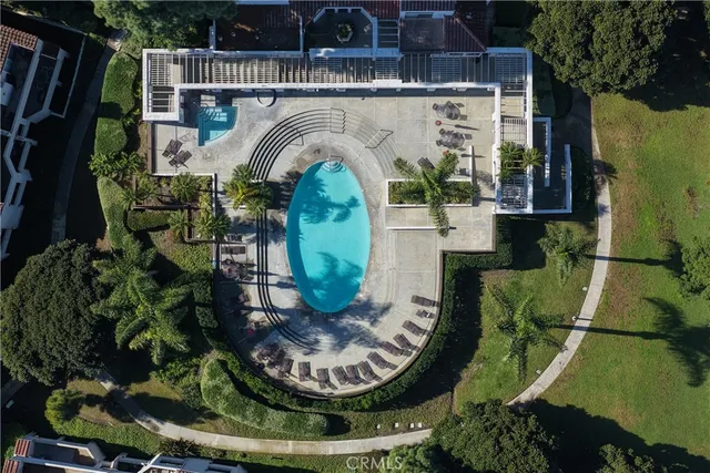 $599,999 | 17151 Corbina Lane, Unit 206, Huntington Beach, CA 92649