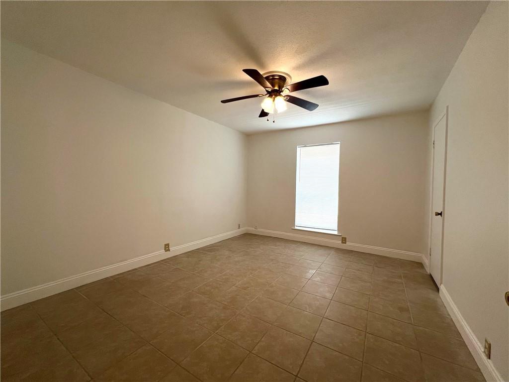 3320 North Arnoult Road, Unit 112 Metairie, LA 70002 - Photo 12 of 18