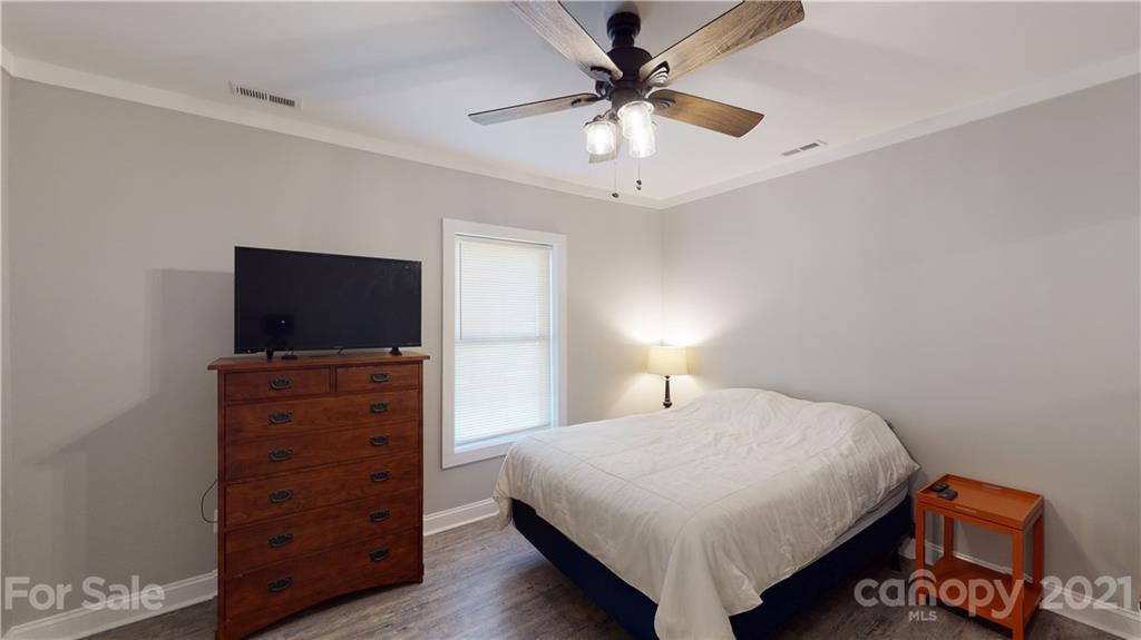 643 East Sanders Road, Unit 27 Shelby, NC 28150 - Photo 12 of 18 Gallery Image 12
