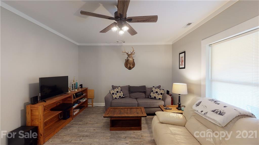 643 East Sanders Road, Unit 27 Shelby, NC 28150 - Photo 4 of 18 Gallery Image 4