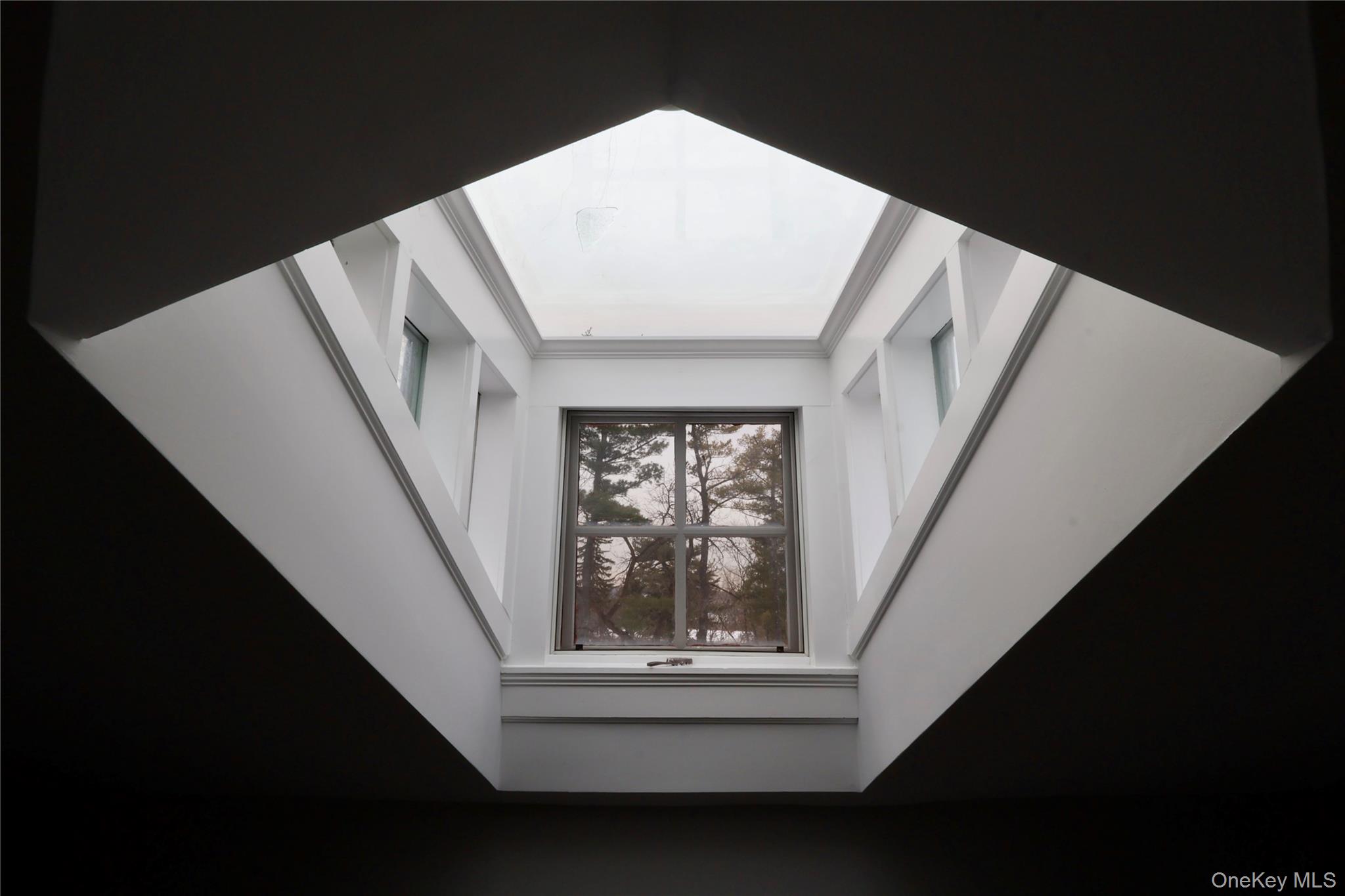 16 Clinton Avenue Dobbs Ferry, NY 10522 - Photo 21 of 26 a view of entryway